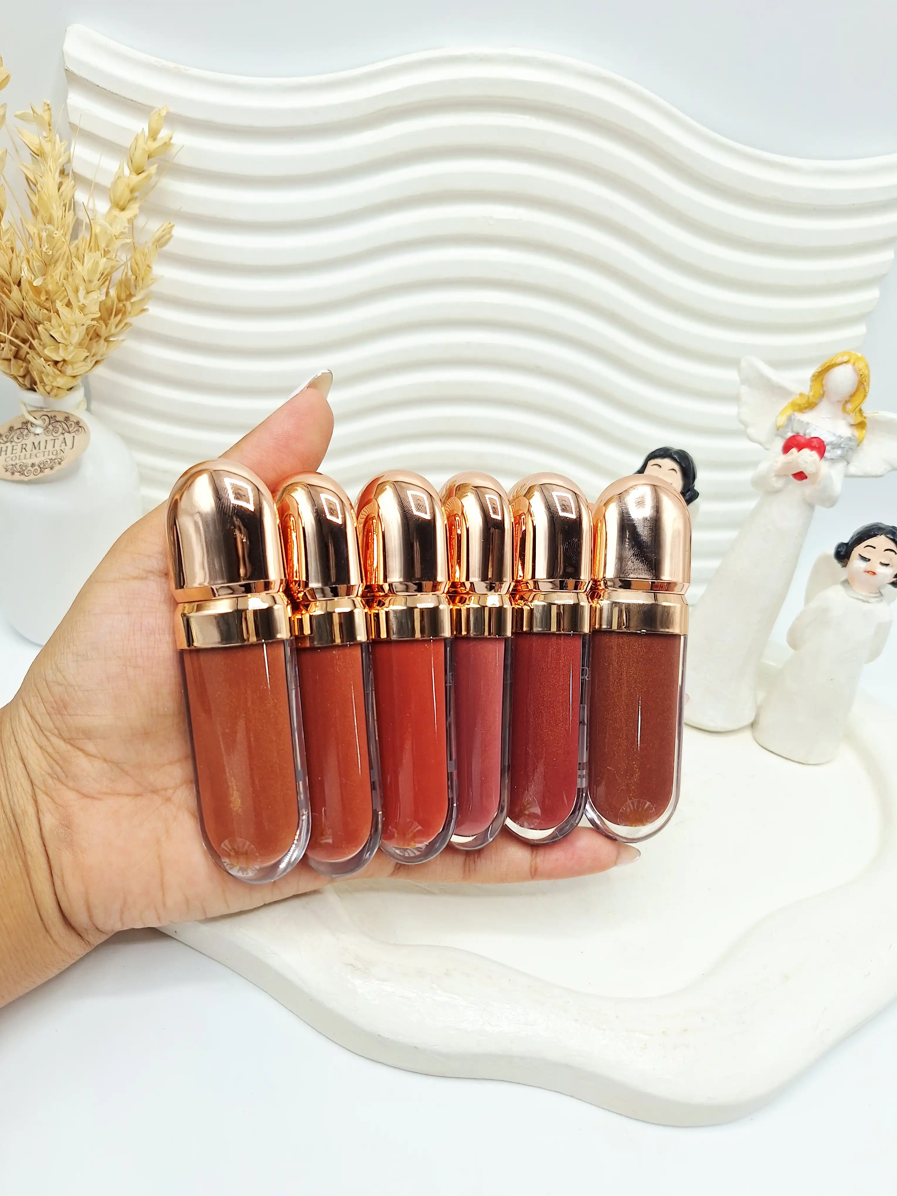 رژ لب مایع شاین دار زیبا  Qe7132 Qearlya