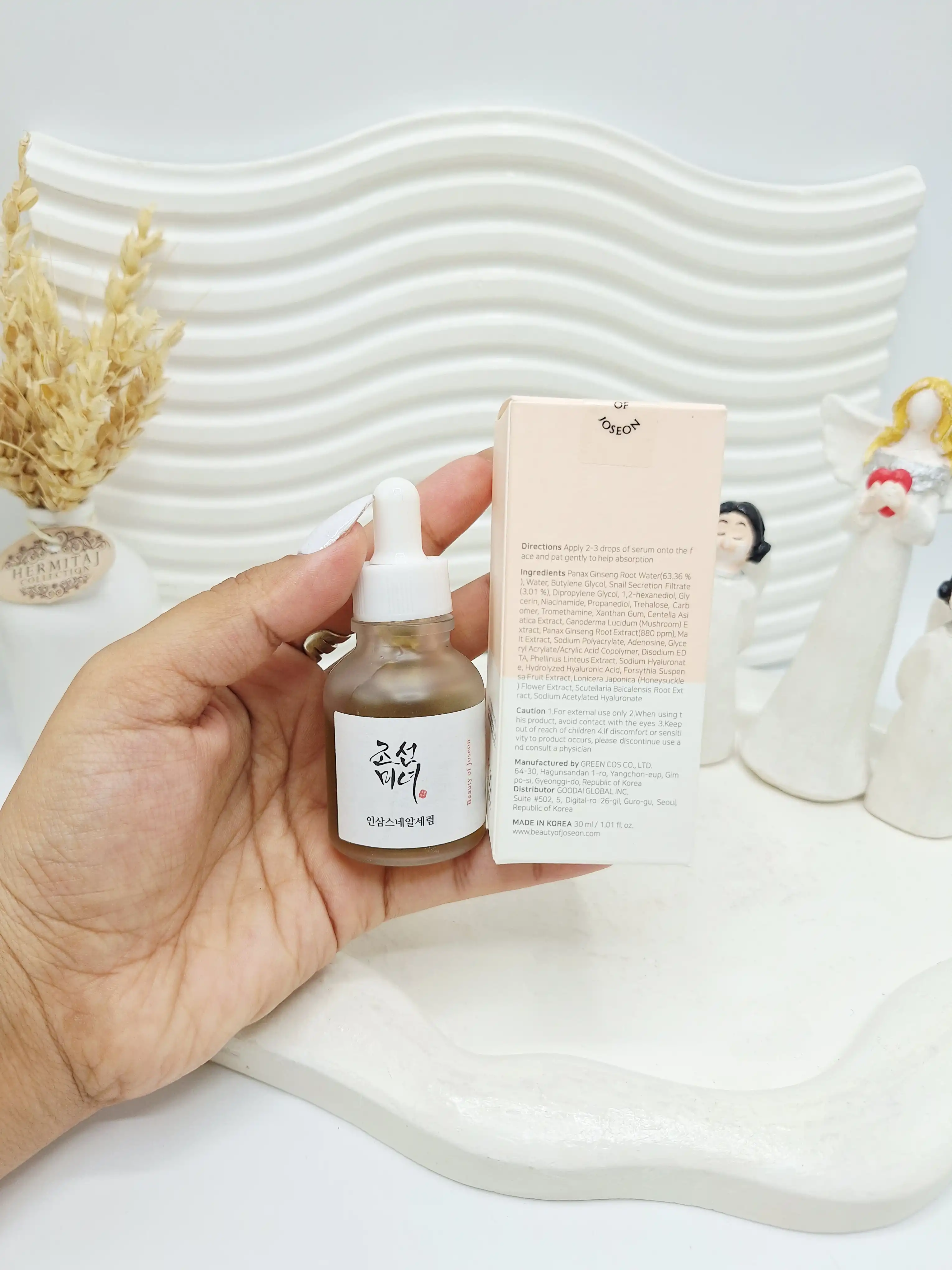 سرم جینسینگ و حلزون Revive Serum ضد چروک و آبرسان مناسب انواع پوست های کپی درجه ۱ به ساخت امارات 