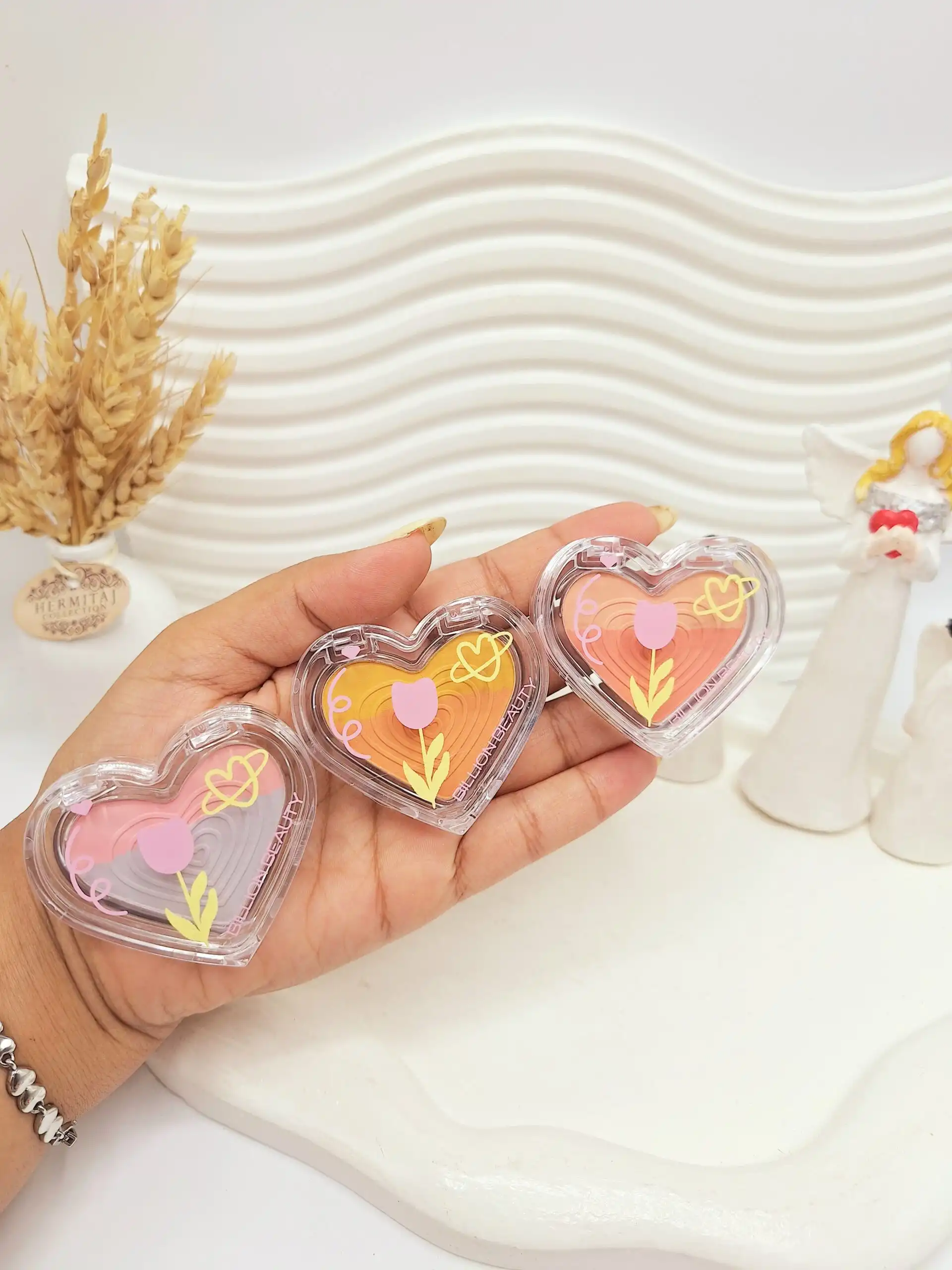 رژگونه دورنگ طرح قلبی برند BILLION BEAUTY کد 1777