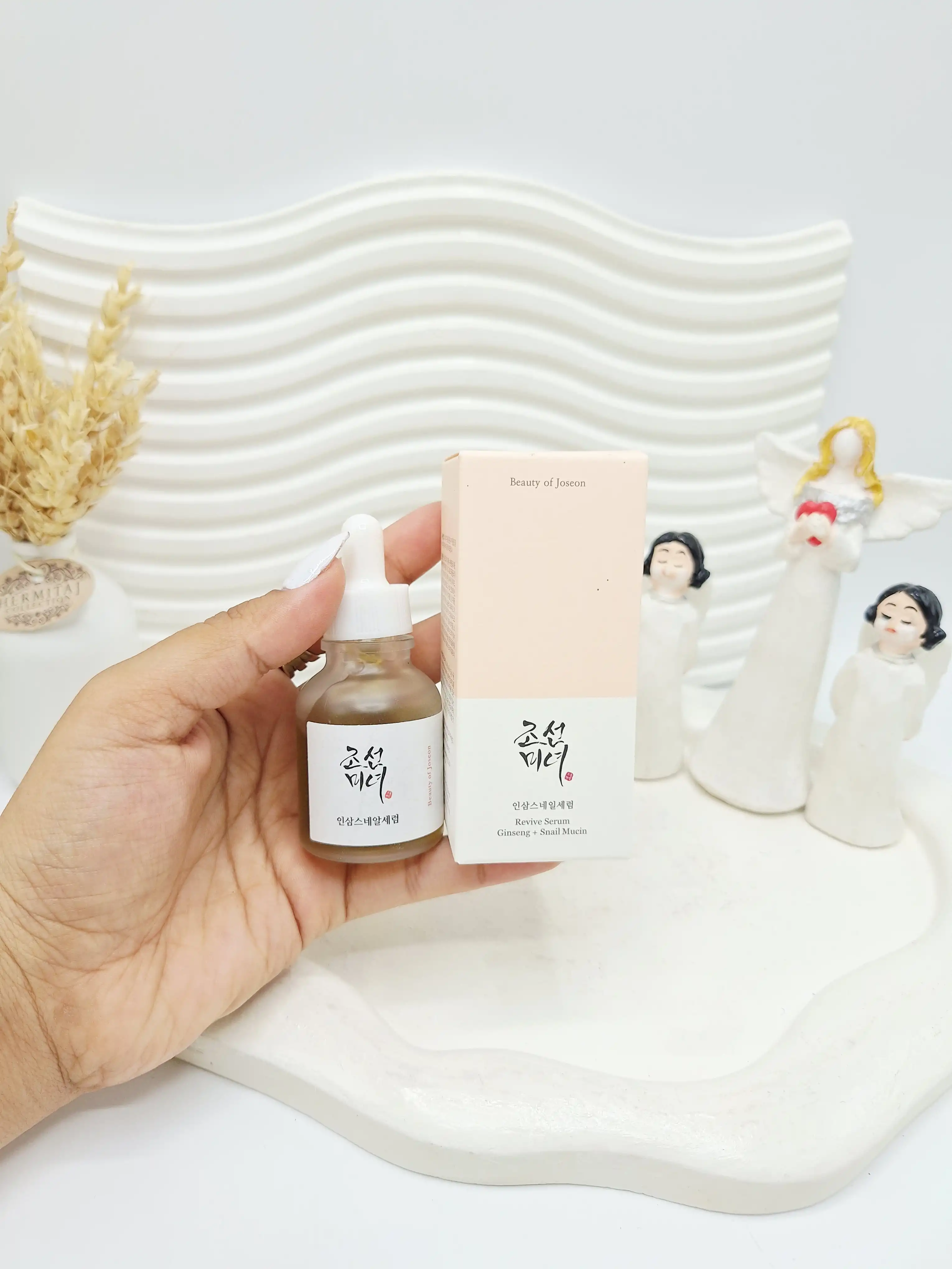 سرم جینسینگ و حلزون Revive Serum ضد چروک و آبرسان مناسب انواع پوست های کپی درجه ۱ به ساخت امارات 